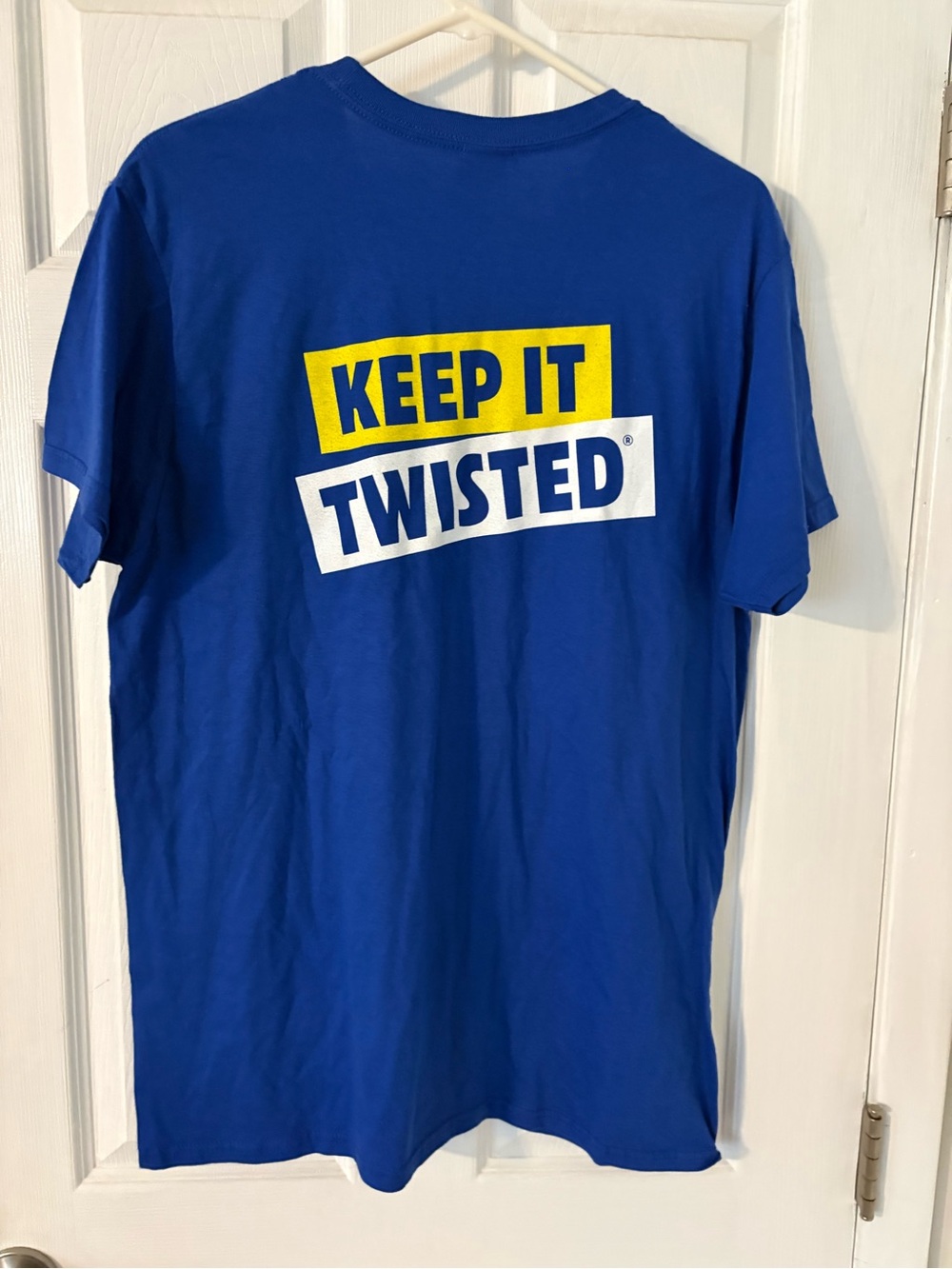 Twisted Tea Keep It Twisted Graphic T Shirt Blue Yellow Large - Picture 2 of 6